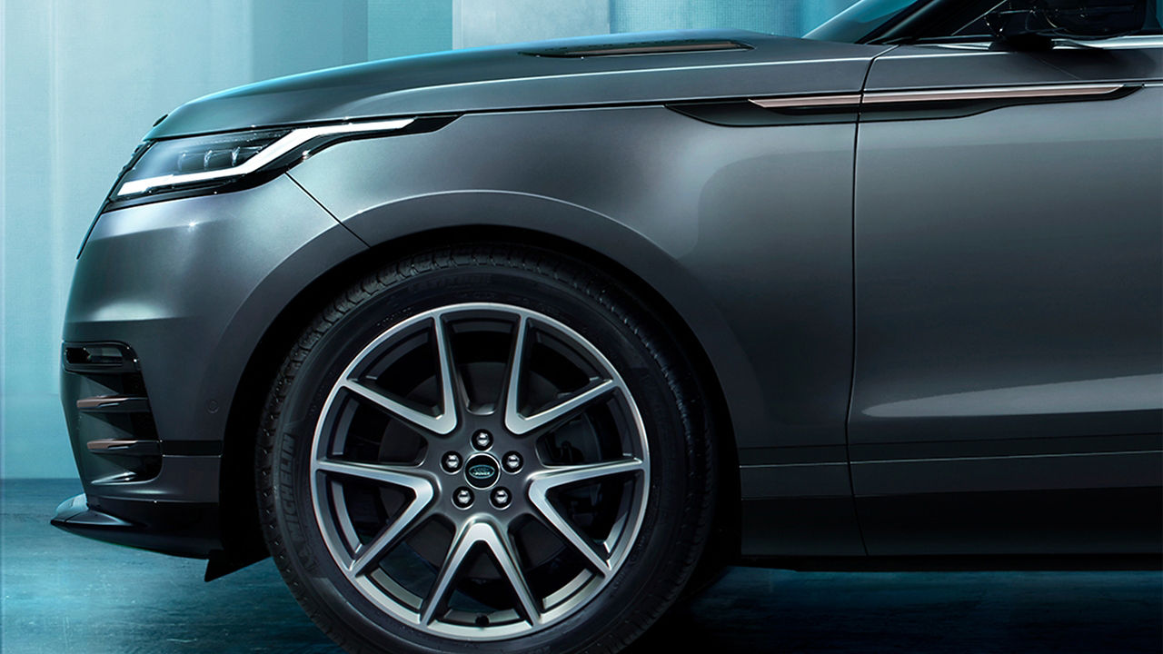 Range Rover tyre close-up view